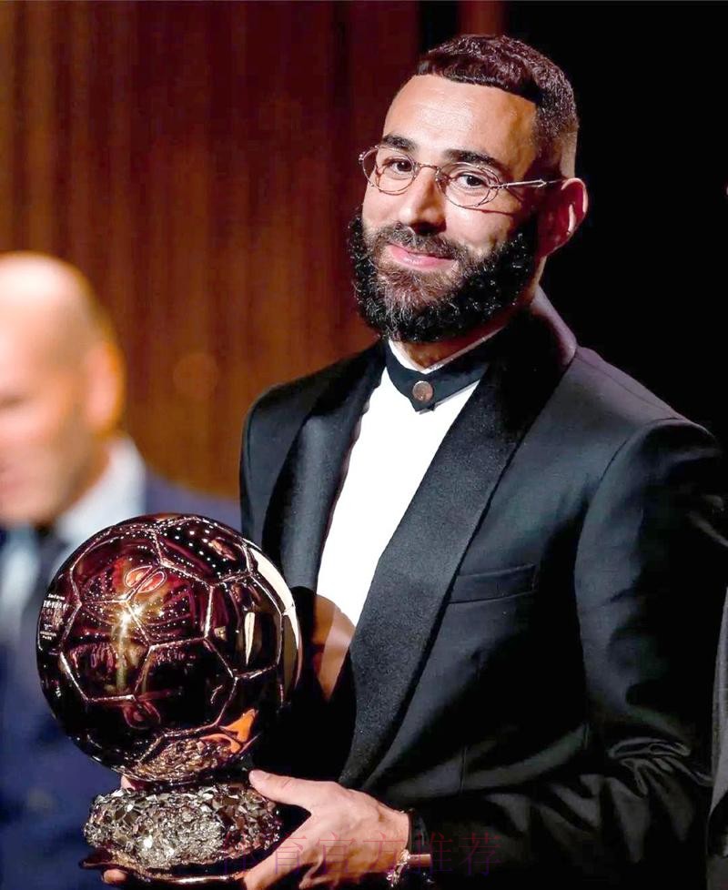 本泽马-希望赢得金球奖 考虑到阵容世界杯必须是目标